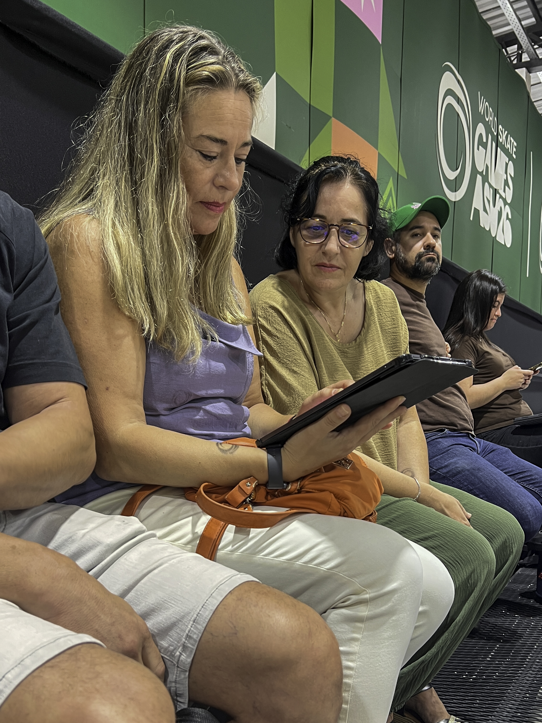Por unos minutos, la selección de fotografías cambió de manos.